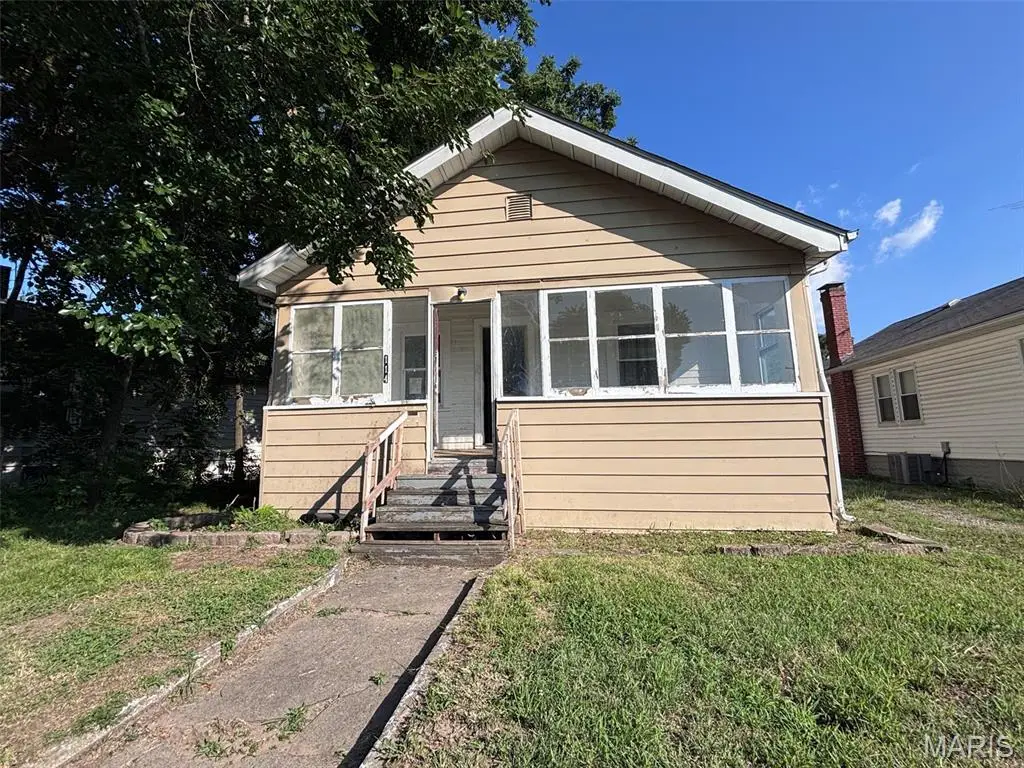 114 Grand Avenue, East Alton, IL 62024 - #1