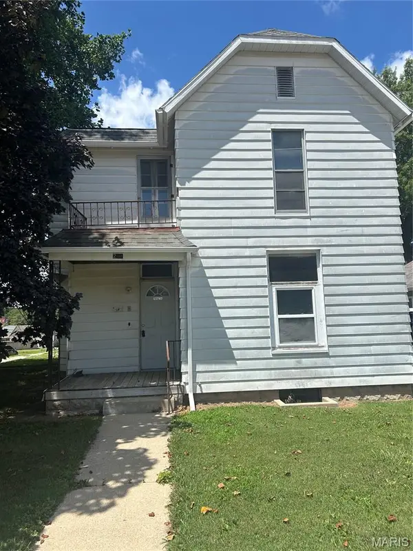 205 N 4th St., Vandalia, IL 62471
