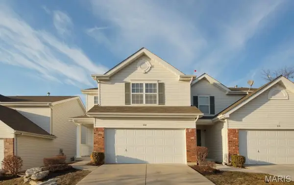 208 Waterside Crossing Ct, St Peters, MO 63376