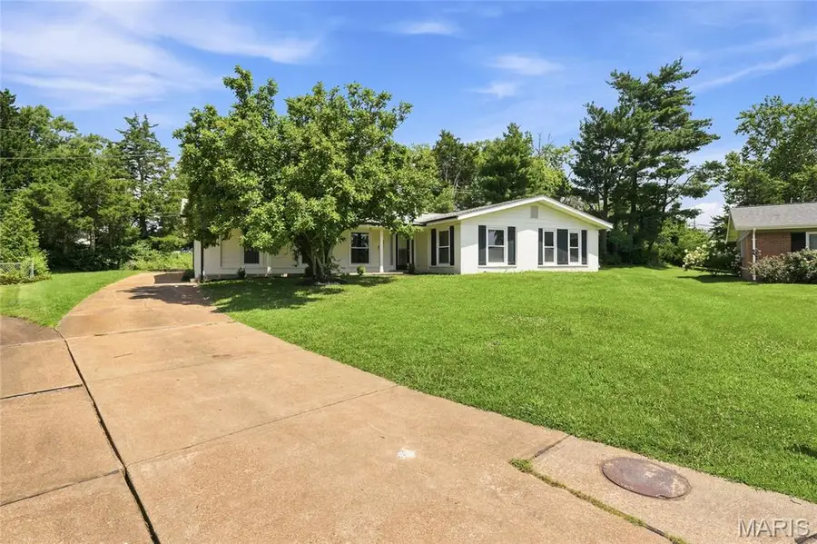 107 Little Hill Court, Ballwin, MO 63011 - #2