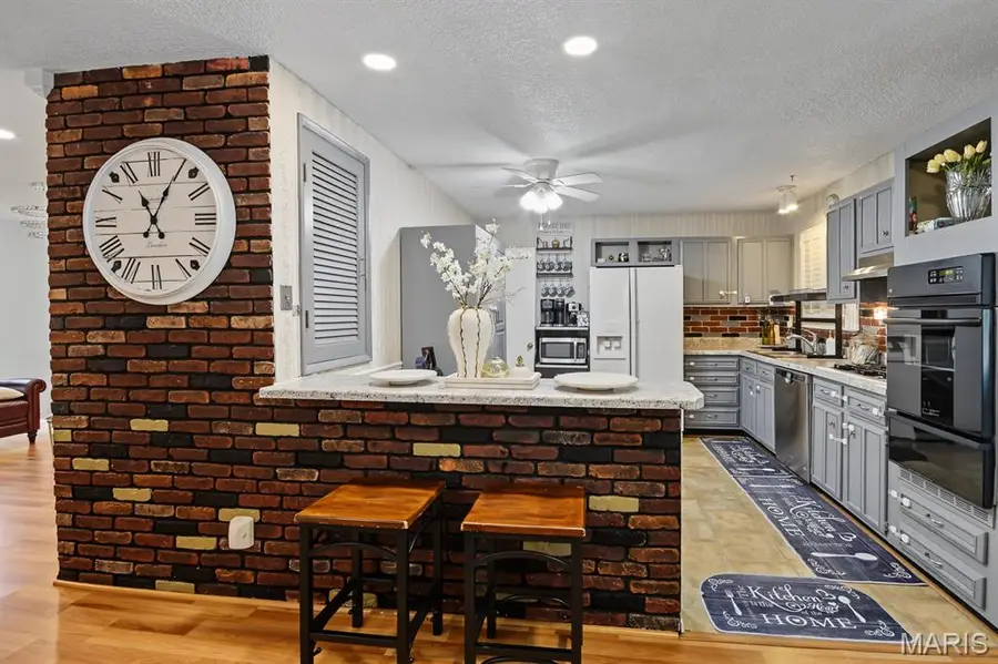 719 Waterfall Drive, Florissant, MO 63034 - #3