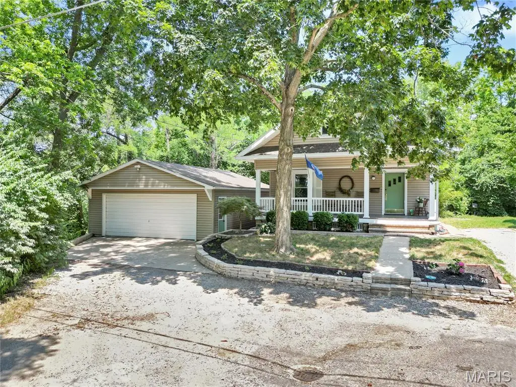 21 Helston Place, Hillsboro, IL 62049 - #1