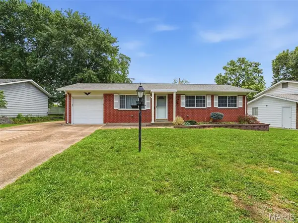 4514 Niagara Drive, St Louis, MO 63129