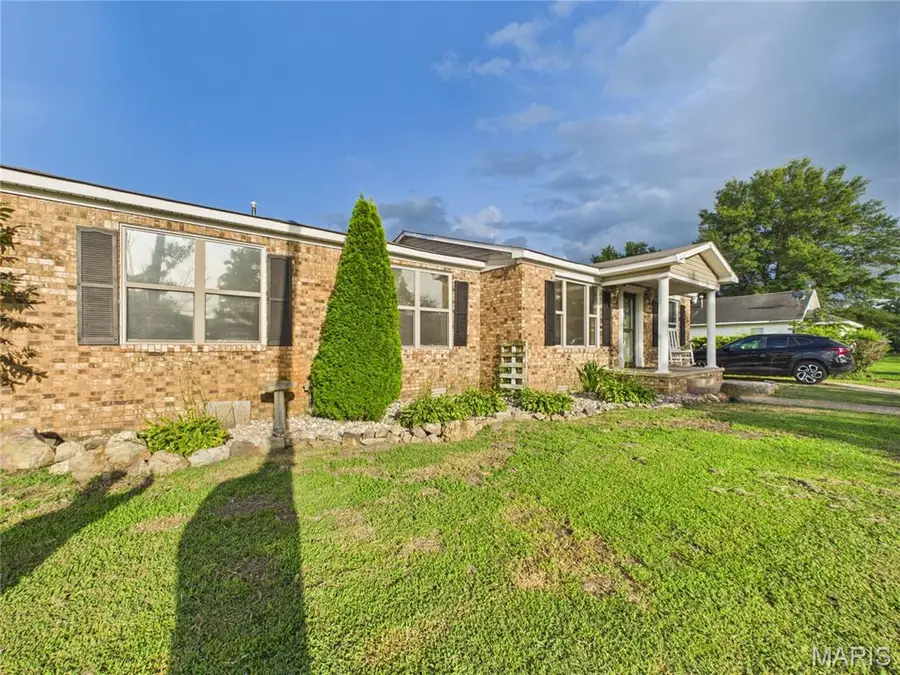 404 N Main Street, Gideon, MO 63848 - #3