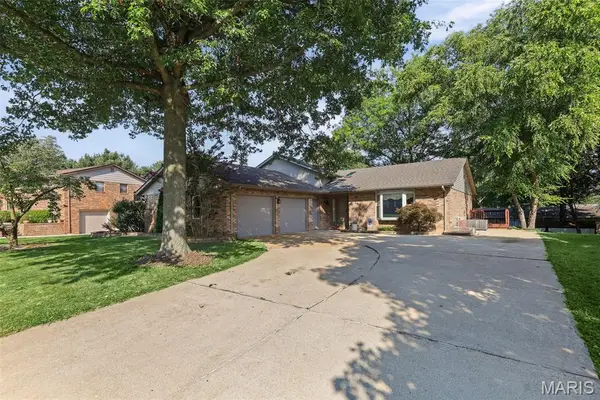 149 Stahl Drive, Smithton, IL 62285