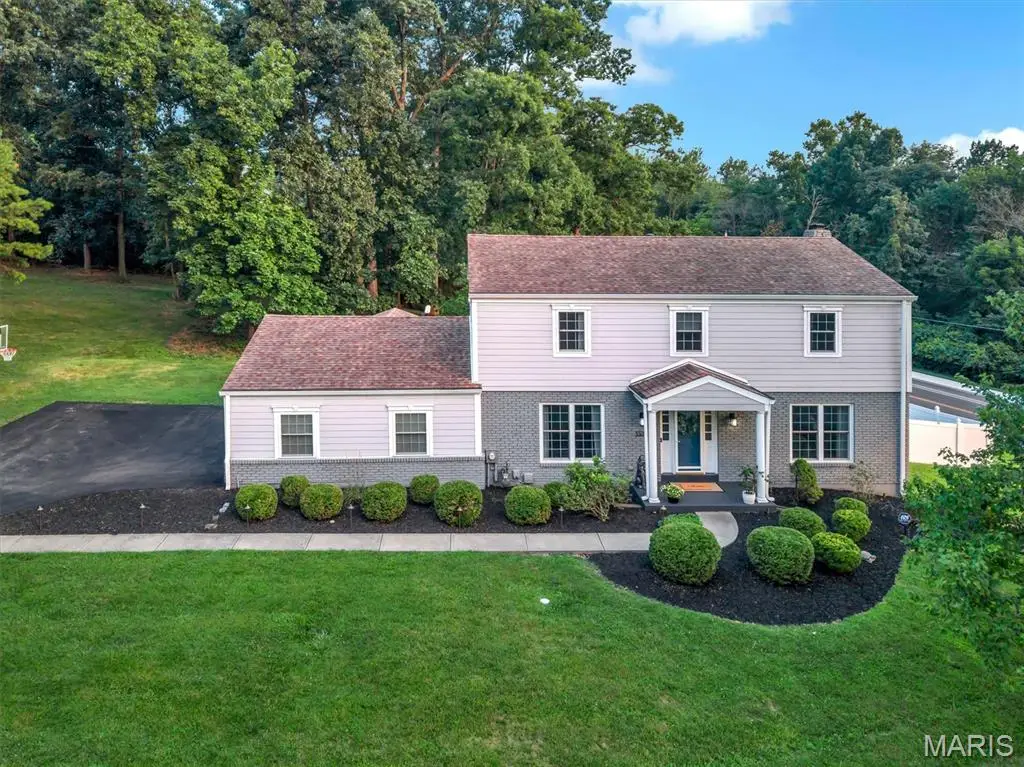 1530 Cornhill Lane, Kirkwood, MO 63122 - #1