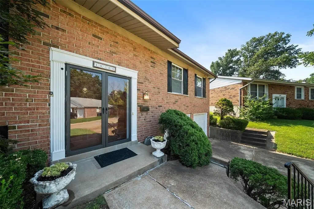 10300 Parkman Drive, Saint Louis, MO 63123 - #1
