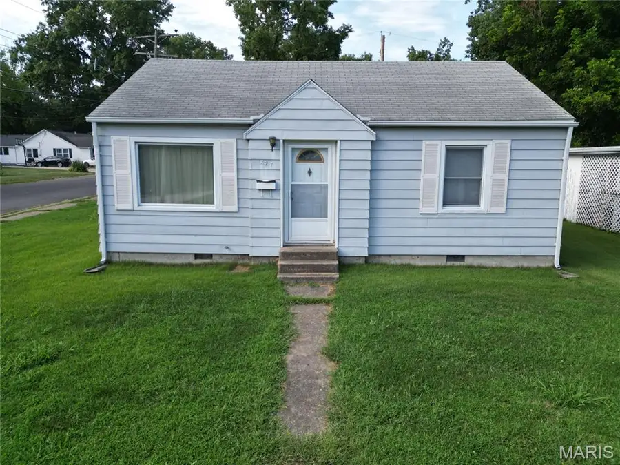 827 Yale Street, Mexico, MO 65265 - #2