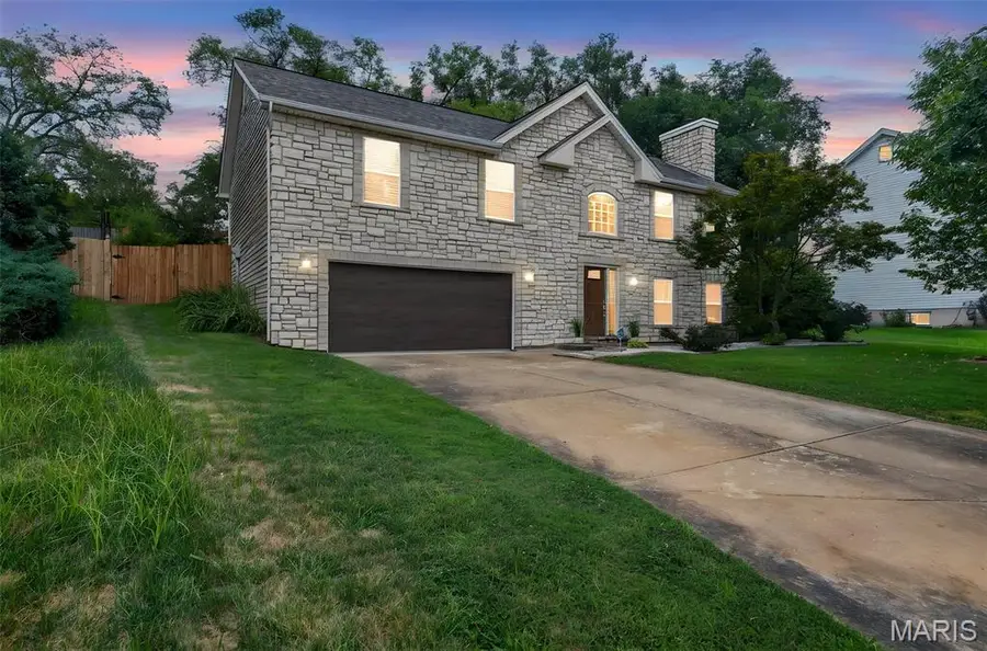 3950 White Rose Lane, Harvester, MO 63304 - #2