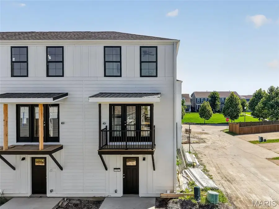 192 Canal Cottage Alley, Saint Charles, MO 63301 - #2