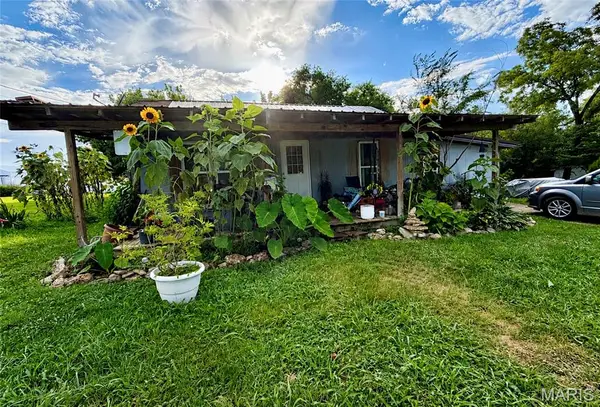 1023 Thomasville Road, Houston, MO 65483