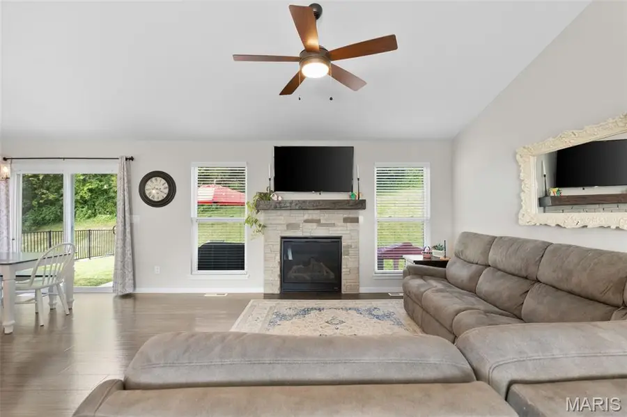 2127 Kuenzel Drive, Washington, MO 63090 - #3