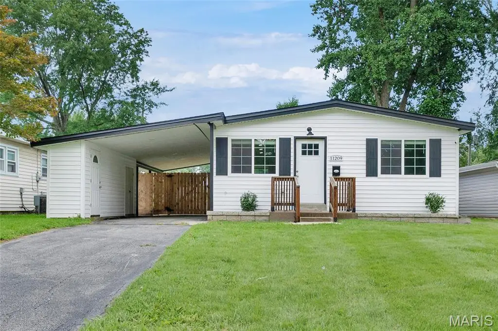 11209 Saint Shawn Lane, Saint Ann, MO 63074 - #1