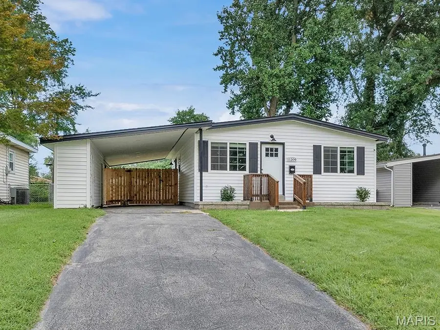 11209 Saint Shawn Lane, Saint Ann, MO 63074 - #2