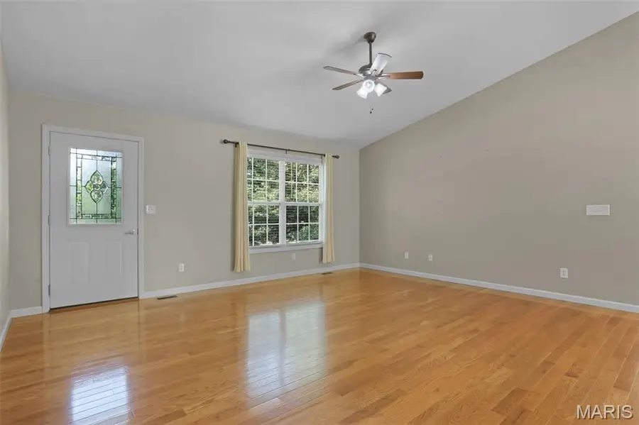 1423 E 5th Street, Washington, MO 63090 - #3