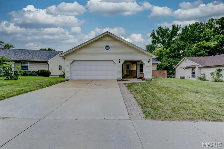 1937 Rule Avenue, Maryland Heights, MO 63043 - #3