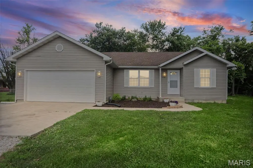 113 Clover Street, Moro, IL 62067 - #1