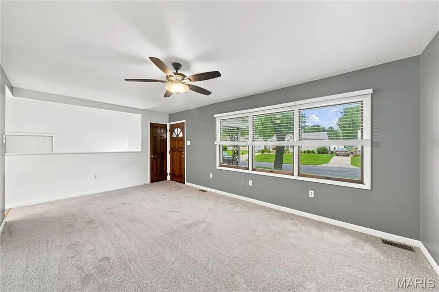 80 La Venta Drive, Florissant, MO 63031 - #3