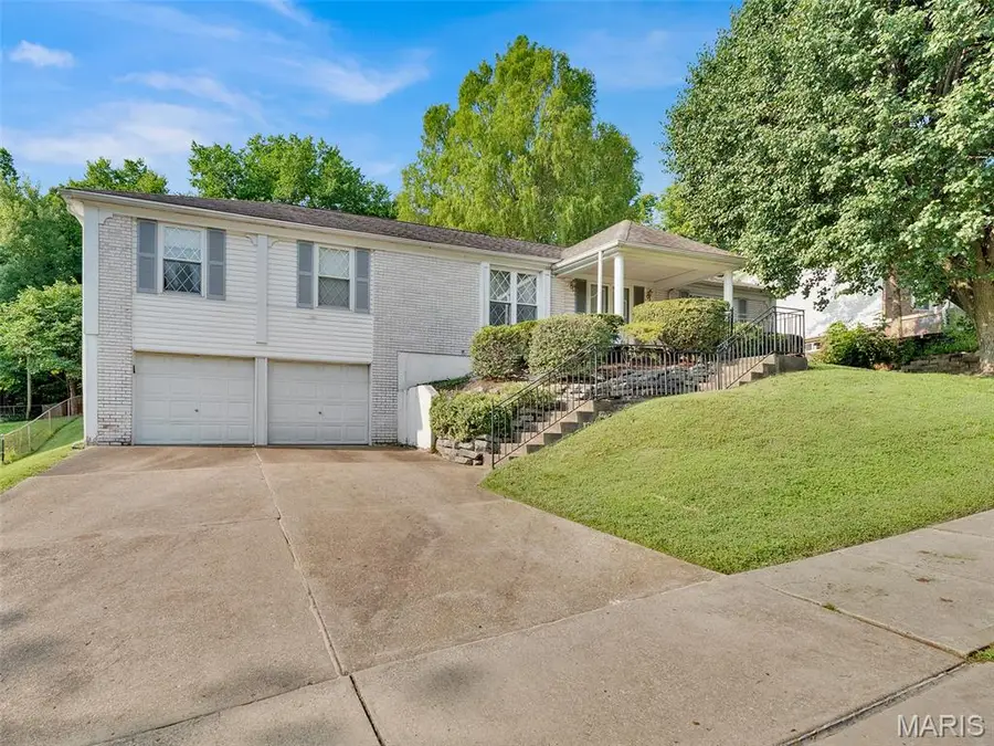 3566 Crowndun Drive, Saint Louis, MO 63129 - #2