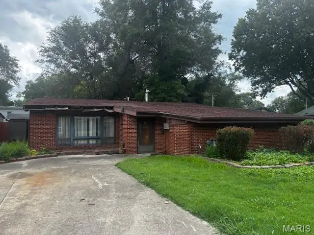 710 Valley Drive, East Alton, IL 62024 - #1