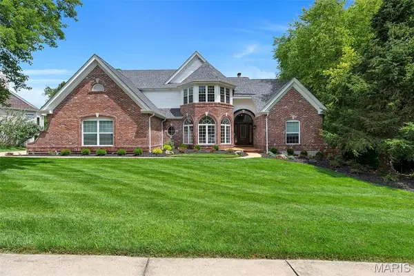 17643 Wildridge Drive, Wildwood, MO 63005