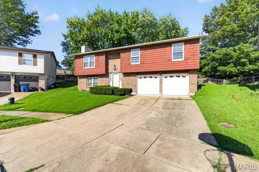 8543 Maylor Drive, Affton, MO 63123 - #3