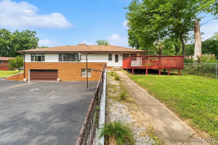 1 Debby Lane, Belleville, IL 62223 - #2