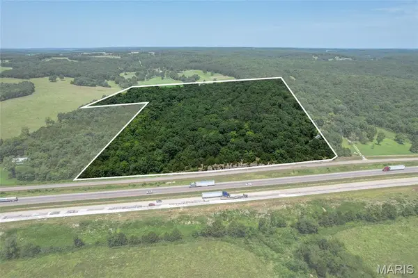 000 Garden Crest Road, Stoutland, MO 65567