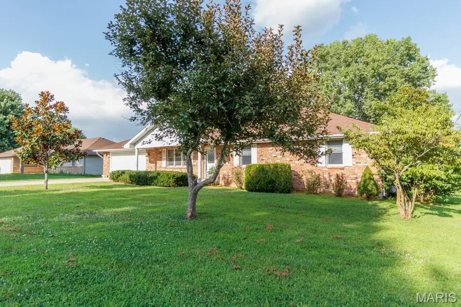 1218 Quail Valley Circle, Lebanon, MO 65536 - #3