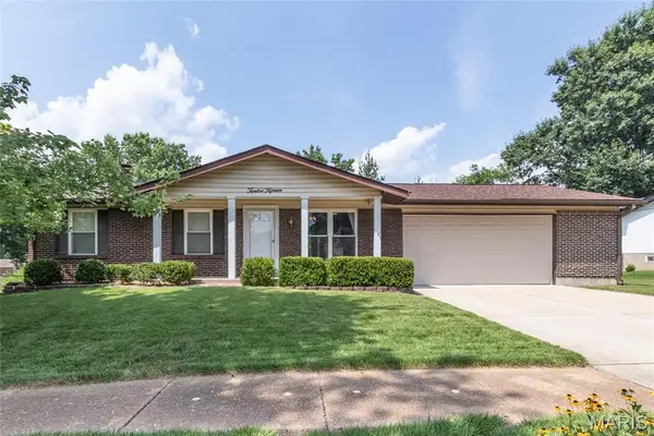 Address Withheld By Seller, Ballwin, MO 63021
