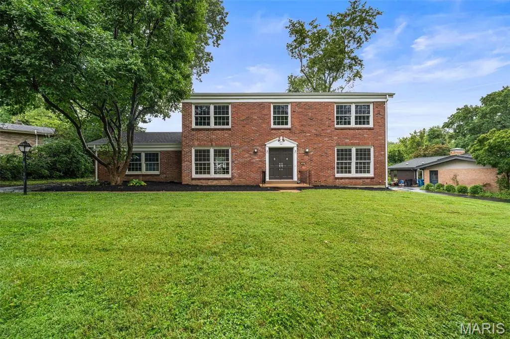 40 Ridge Point Drive, Chesterfield, MO 63017 - #1