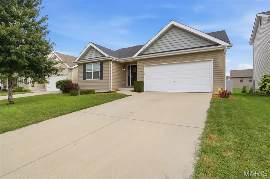 2685 Cedar Grove Drive, Belleville, IL 62221 - #2