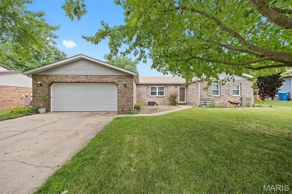 705 Leighigh Drive, Swansea, IL 62226