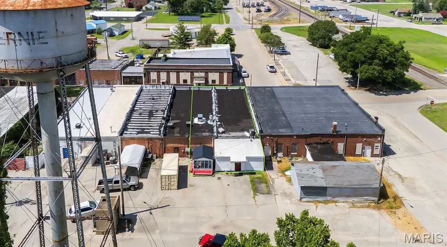 110 E Main Avenue, Bernie, MO 63822 - #3