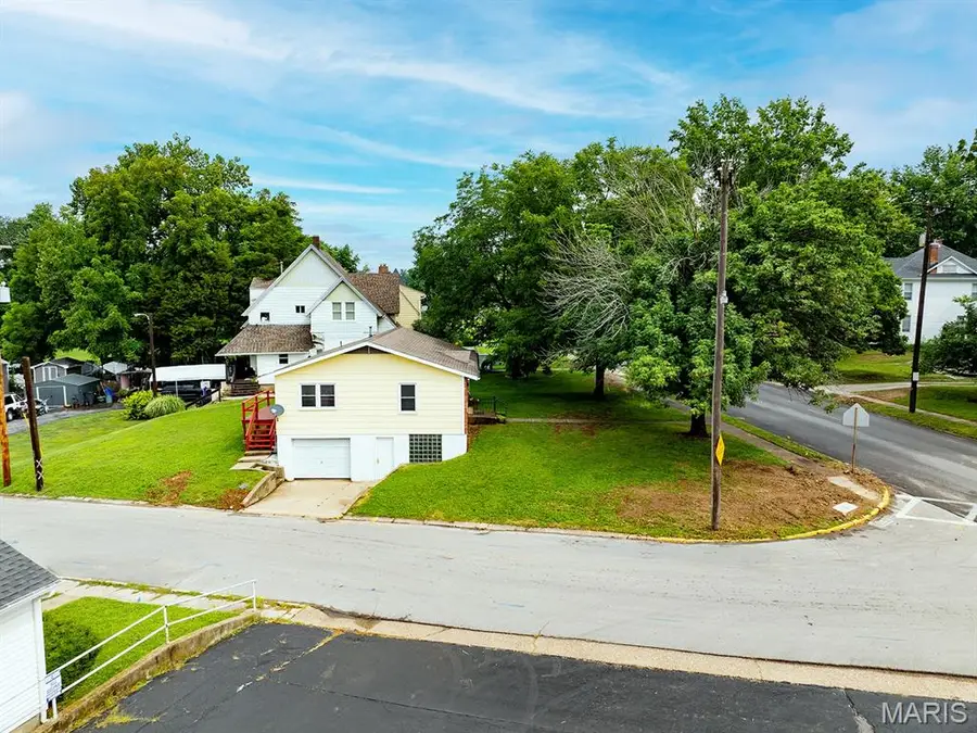 3001 Saint Marys Avenue, Hannibal, MO 63401 - #2
