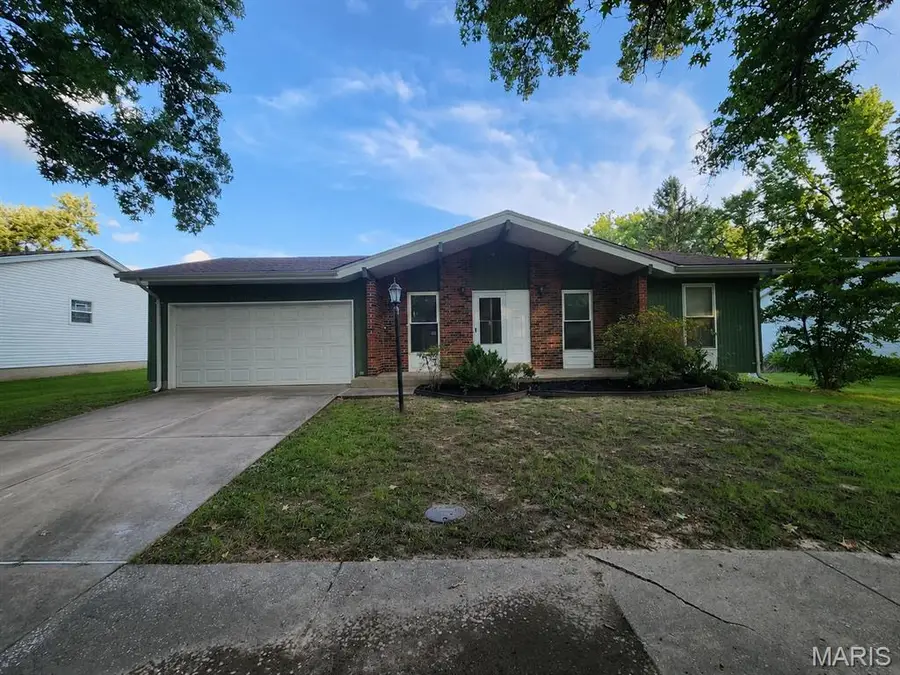 6300 Silver Fox Drive, Florissant, MO 63034 - #2