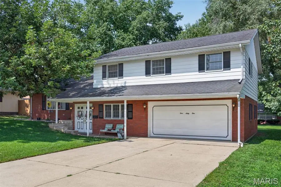 461 S Grand Street, Nashville, IL 62263 - #3