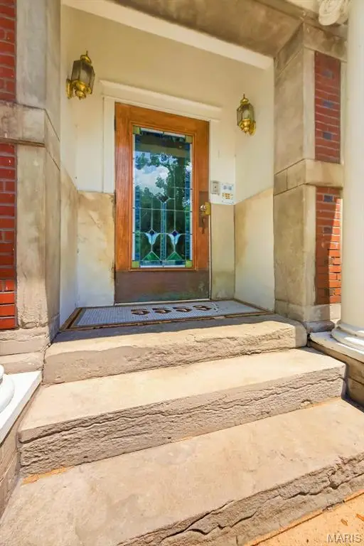 5553 Waterman Boulevard #1E, Saint Louis, MO 63112 - #3