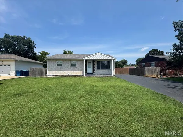 8 Lily Avenue, Granite City, IL 62040