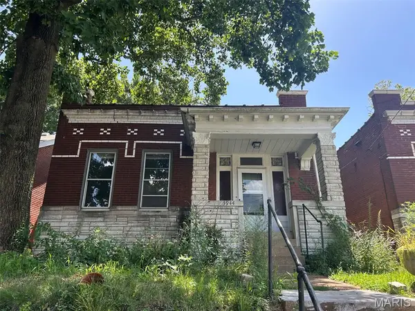3944 Meramec Street, St Louis, MO 63116