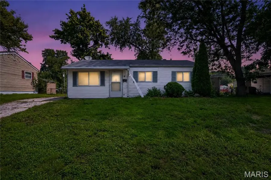 835 Lexington Park, Florissant, MO 63031 - #2