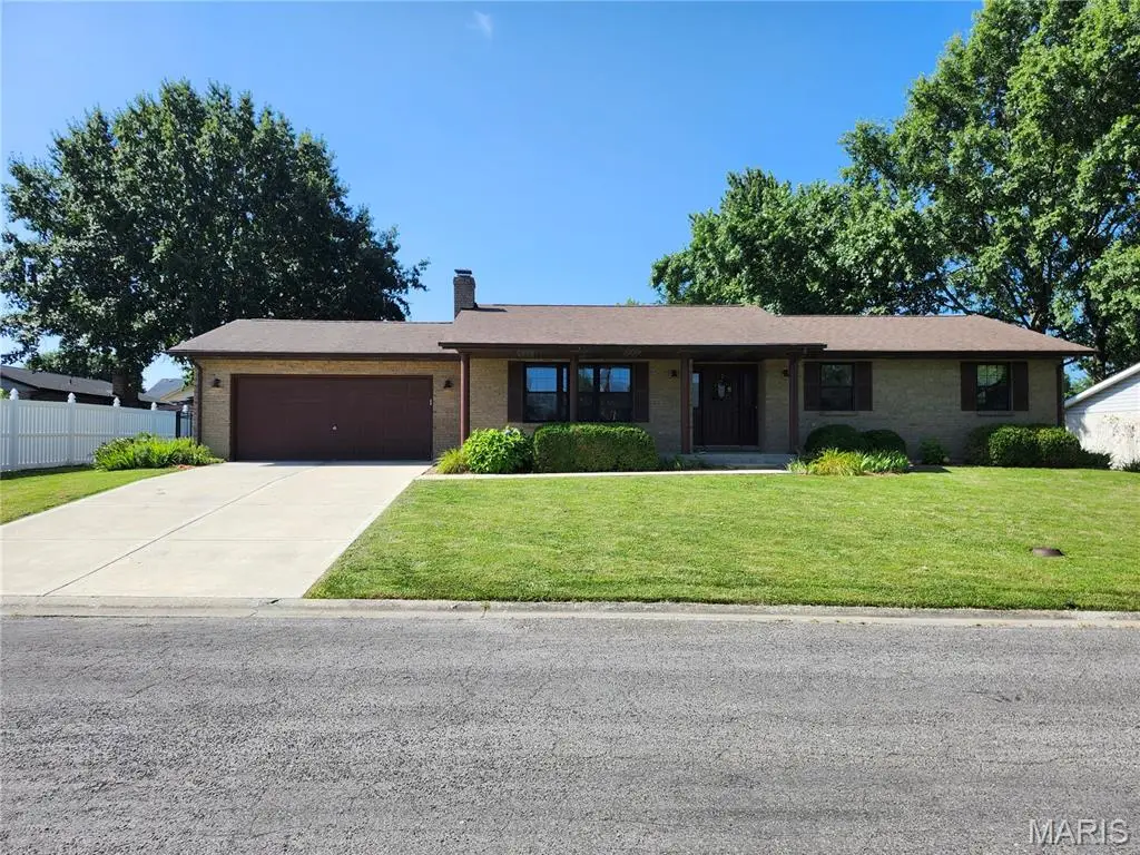 750 Klein Drive, Smithton, IL 62285 - #1