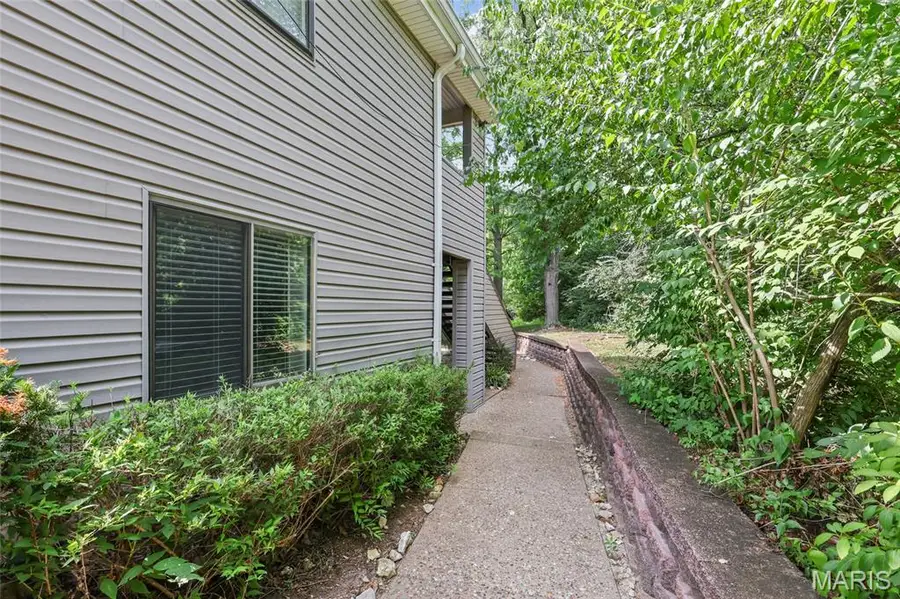 1333 Prospect Village Lane #A, Ballwin, MO 63021 - #3