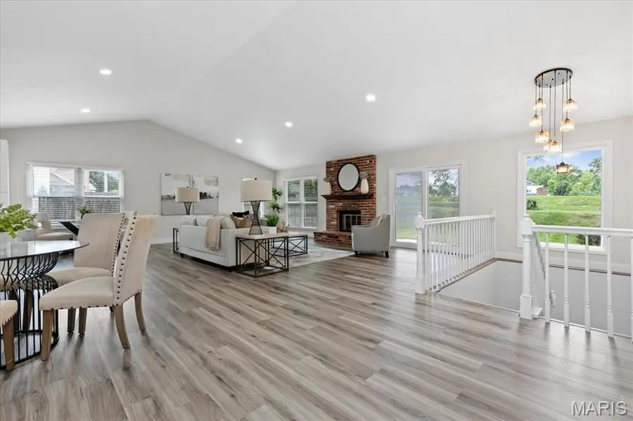 6 Shadow Creek Drive, Saint Peters, MO 63376 - #3