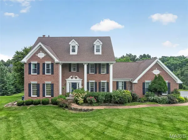 16801 Kehrsdale Drive, Chesterfield, MO 63005