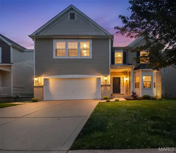 1718 Briarmanor Drive, Lake St Louis, MO 63367