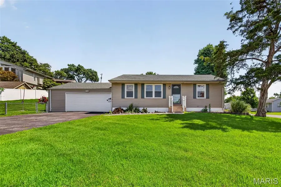 10304 Musick Avenue, Saint Louis, MO 63123 - #2
