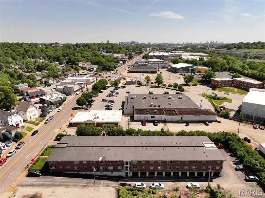 7128 Manchester Avenue #36, Saint Louis, MO 63143 - #2