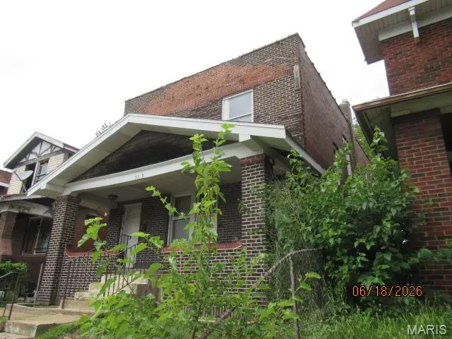 5569 Palm Street, Saint Louis, MO 63120 - #2
