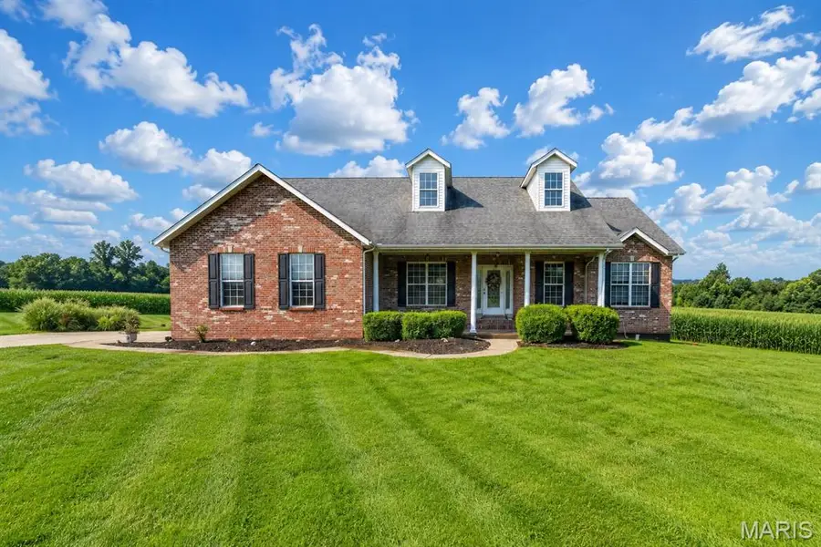 1136 Hoffmann Estates Drive, Columbia, IL 62236 - #2